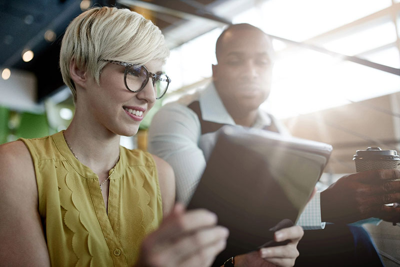 woman-tablet woman-tablet